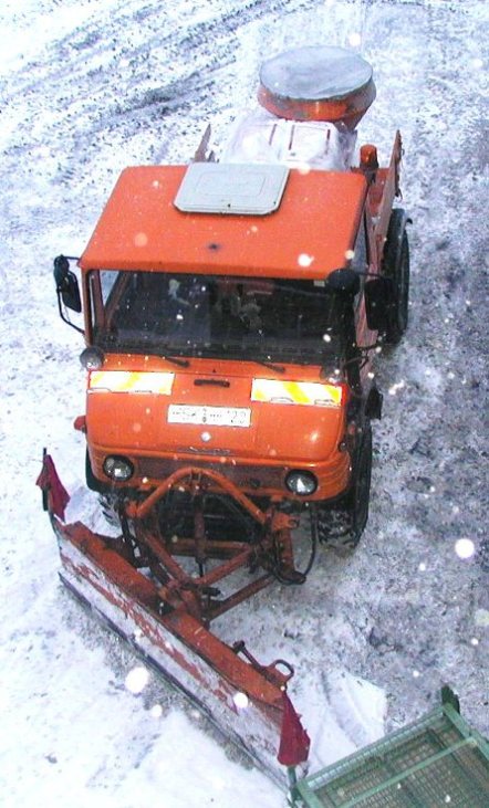 Firmenunimog