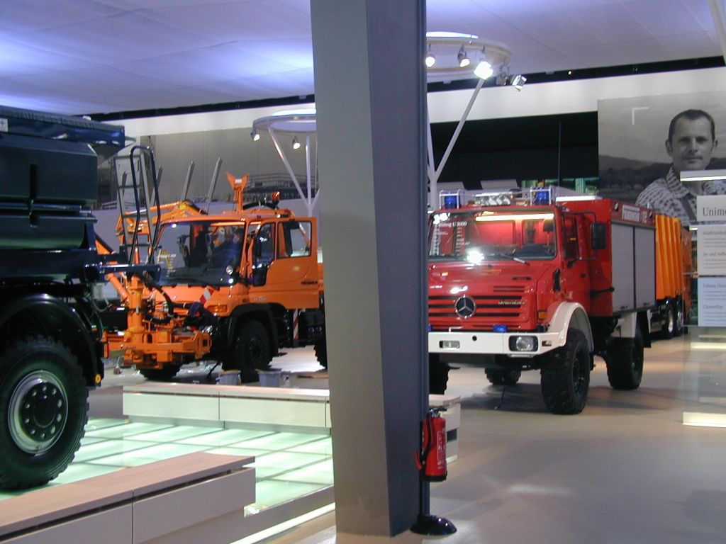 IAA_2004_03