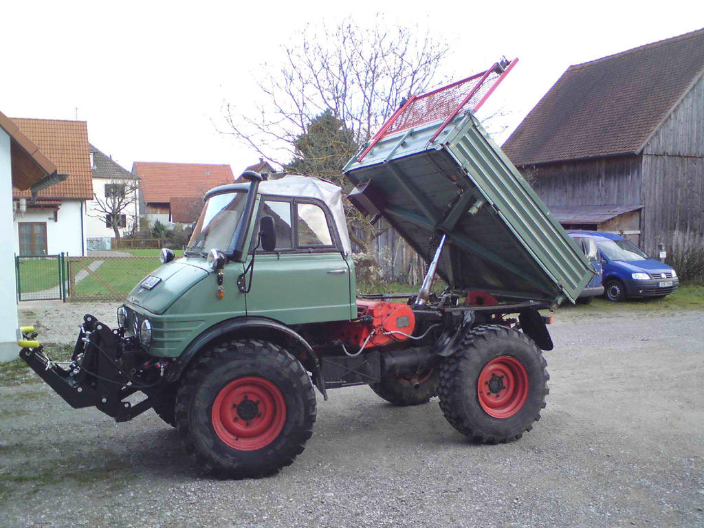 Unimog 406 U65