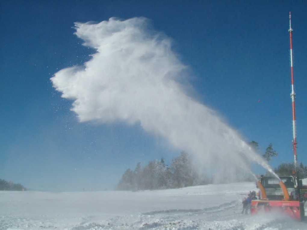 Schneefräse im Einsatz