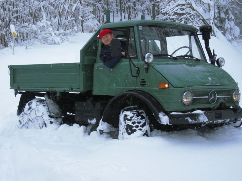 Unimog im Schnee