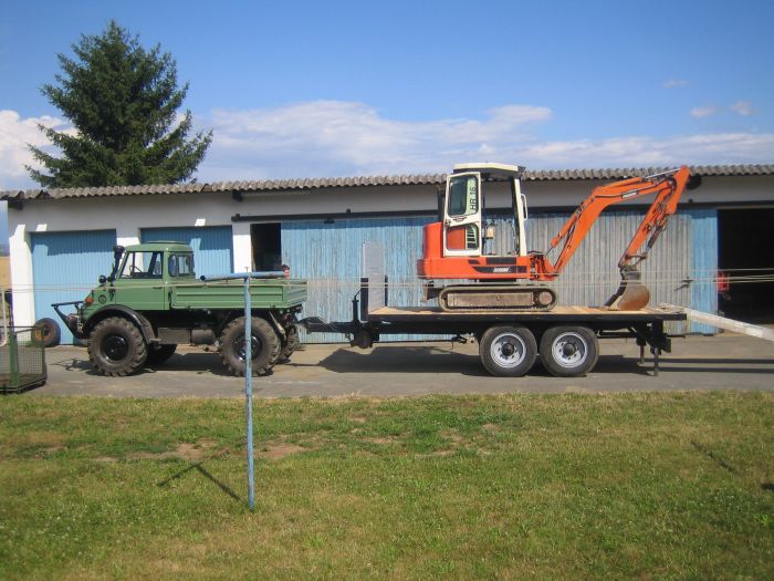 unimog schaeff1.jpg