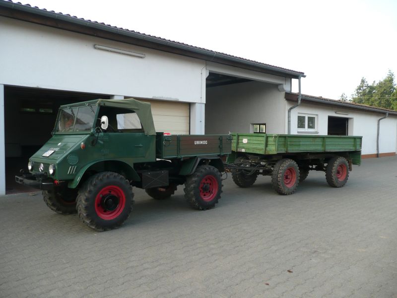 Garagentor R442 Unimog AnhÃ¤nger Lucky 017.jpg