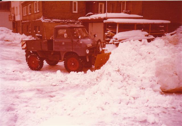 Unimog2_0002 (Small).jpg