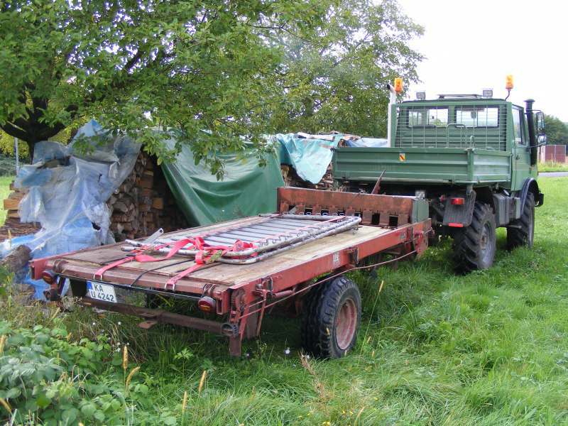 Unimog und HÃ¤nger02.jpg