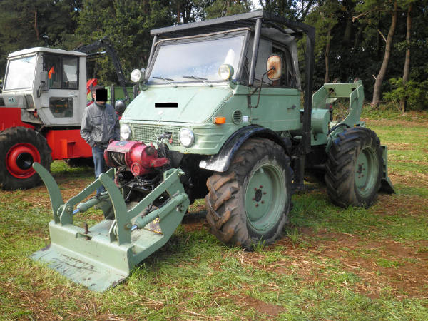 Nordhorn 2012 Unimog+MB-Trac 184.jpg