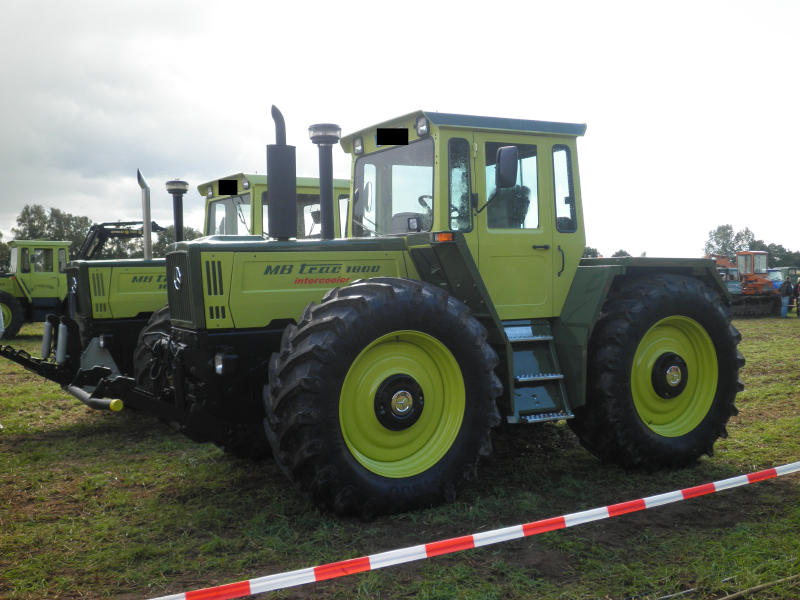 Nordhorn 2012 Unimog+MB-Trac 186.jpg