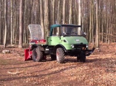 wald und unimog 050 (Small) (Small) (Mobile).jpg