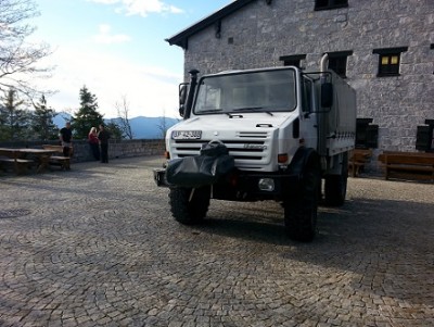 Unimog am Watzmann 2.jpg