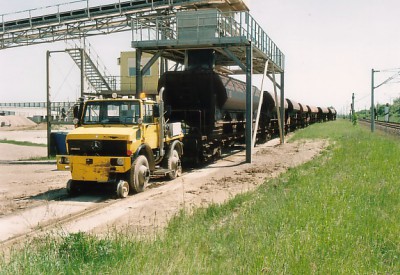 2-Wege-Unimog im Rangierdienst.