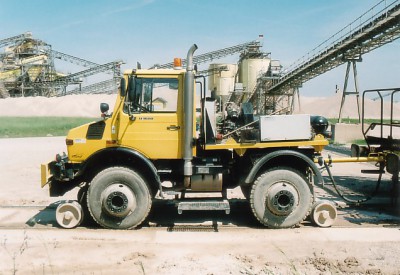 2-Wege-Unimog im Rangierdienst.