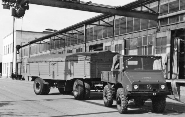 Unimog U30, Baureihe 411 Zugmaschine